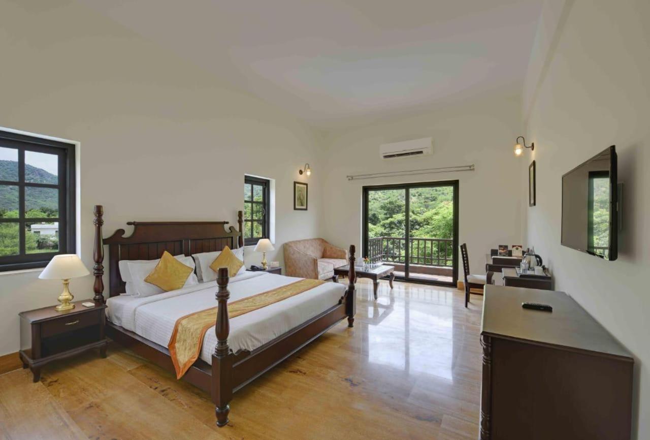 The Hunting Lodge Resort Udaipur - Villas & Pool Dabok Exterior foto