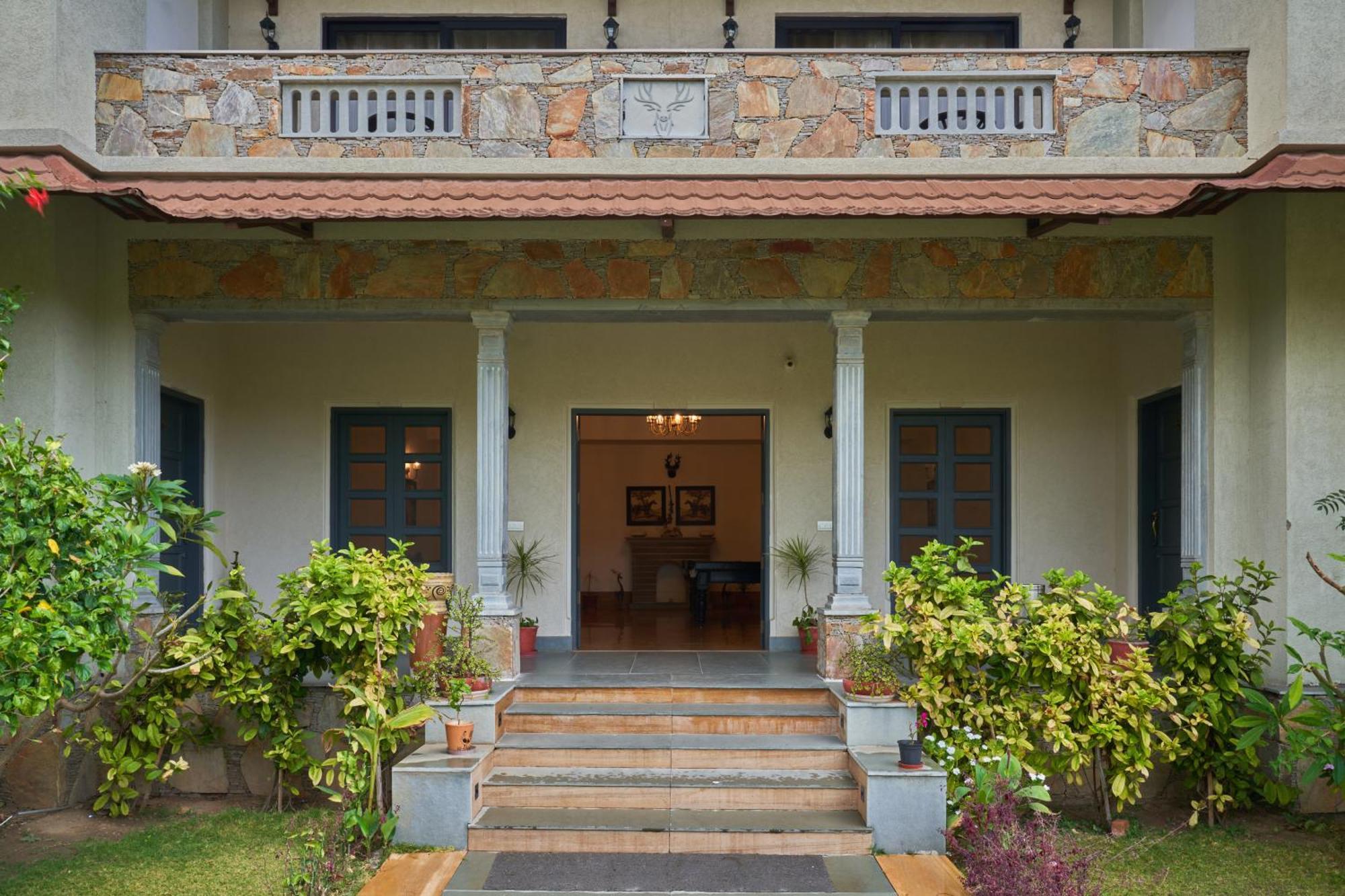 The Hunting Lodge Resort Udaipur - Villas & Pool Dabok Exterior foto